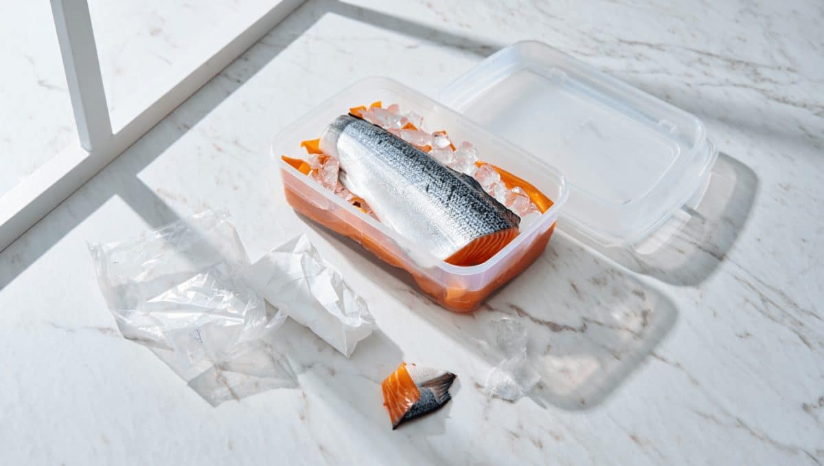 Votre poisson est-il contaminé par son emballage ?