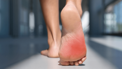 Métatarsalgies : pourquoi avez-vous mal à l'avant du pied en marchant ?