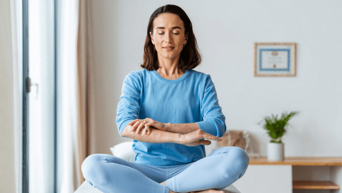 Stress : cette technique de tapotements promet un apaisement rapide